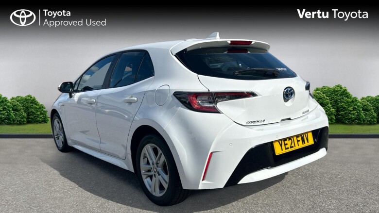 Toyota Corolla 1.8 VVT-i Hybrid Icon Tech 5dr CVT Hybrid Hatchback